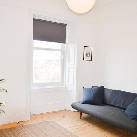 Modern 1 Bedroom Flat In The Heart Of Edimburgo Exterior foto